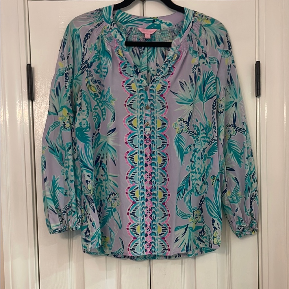 LILLY PULITZER Light Lilac It’s Impawsible Silk Elsa Blouse Sz. M
